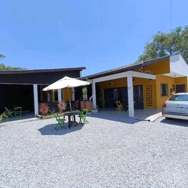 Kitnet privada confortável em Pontal do Sul