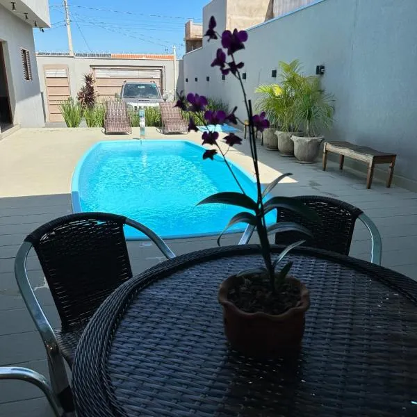 casa inteira com 3 suites e área de lazer