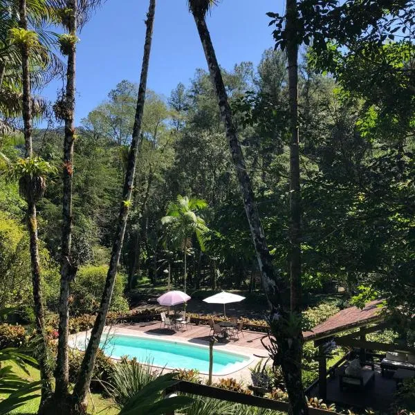 Sítio Bagatelle - Natureza, Cachoeira e Piscina