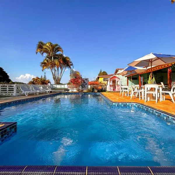 Chácara com piscina, churrasqueira, WiFi e quadra