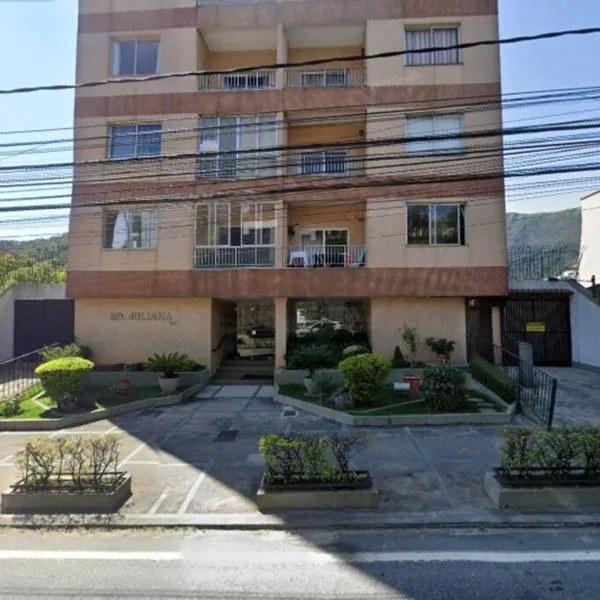Apartamento no Alto com vaga