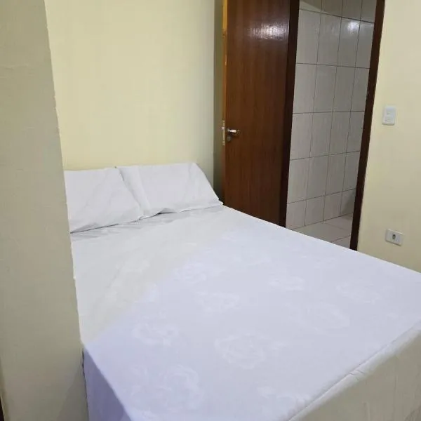 Edificio Hayannes - 1 Quarto - 1 Cozinha - 1 Banheiro - Garagem Coberta