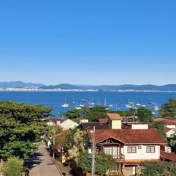 Casa 4 quartos com piscina, até 9 pessoas, em Santo Antônio de Lisboa - Floripa