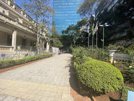 Hotéis Baratos em Bairro das Rosas, São Paulo 2025