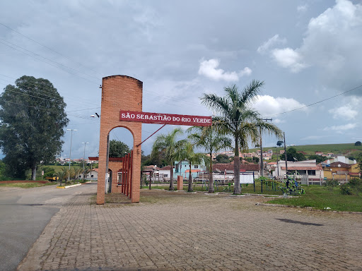 Hotéis Baratos em São Sebastião do Rio Verde, Minas Gerais 2025
