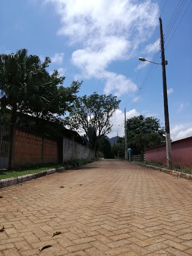 Hotéis Baratos em Esmeril, Minas Gerais 2025
