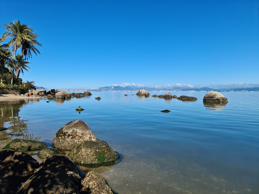 Hotéis Baratos em Sambaqui, Santa Catarina 2025