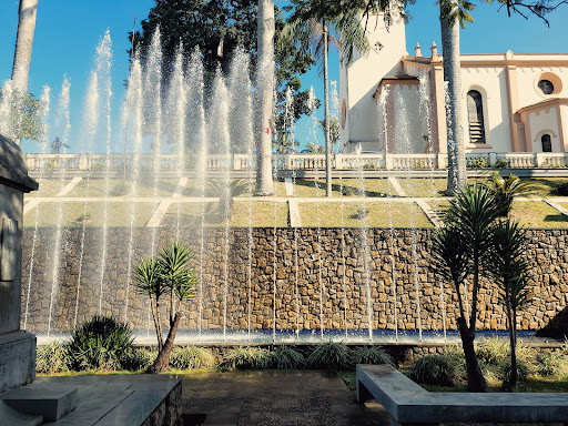 Hotéis Baratos em Jacutinga, Minas Gerais 2025