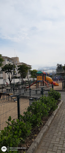 Hotéis Baratos em Barreiros, Santa Catarina 2025